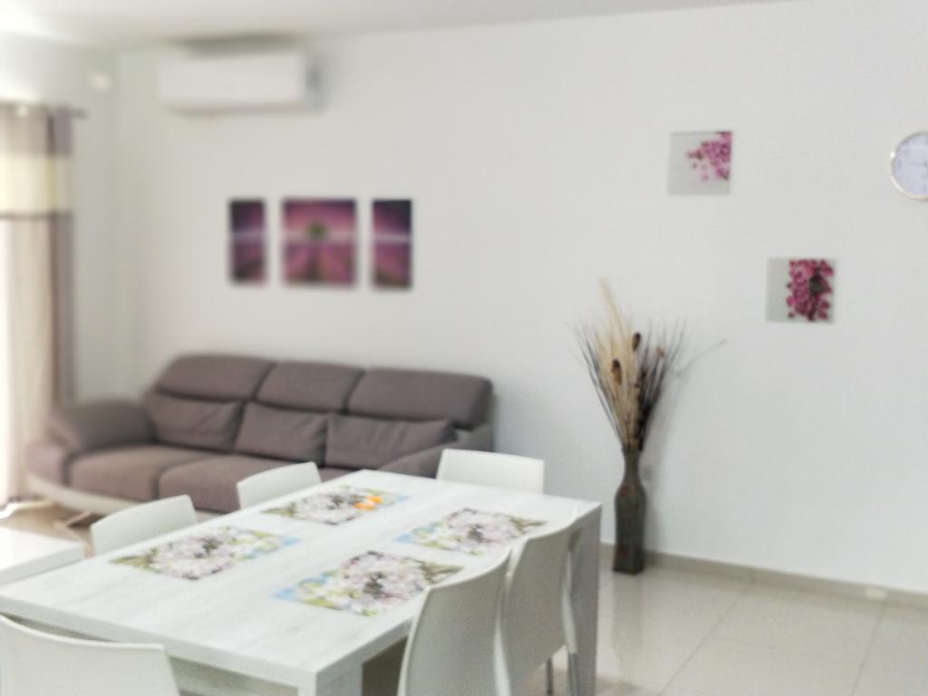 Sunstone Court Apartment St. Paul's Bay Ngoại thất bức ảnh