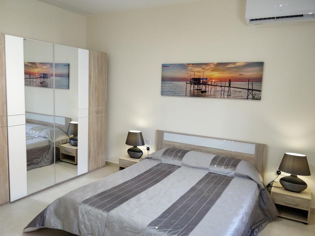 Sunstone Court Apartment St. Paul's Bay Ngoại thất bức ảnh