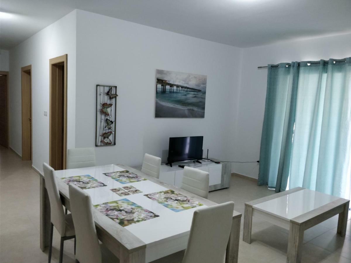 Sunstone Court Apartment St. Paul's Bay Ngoại thất bức ảnh